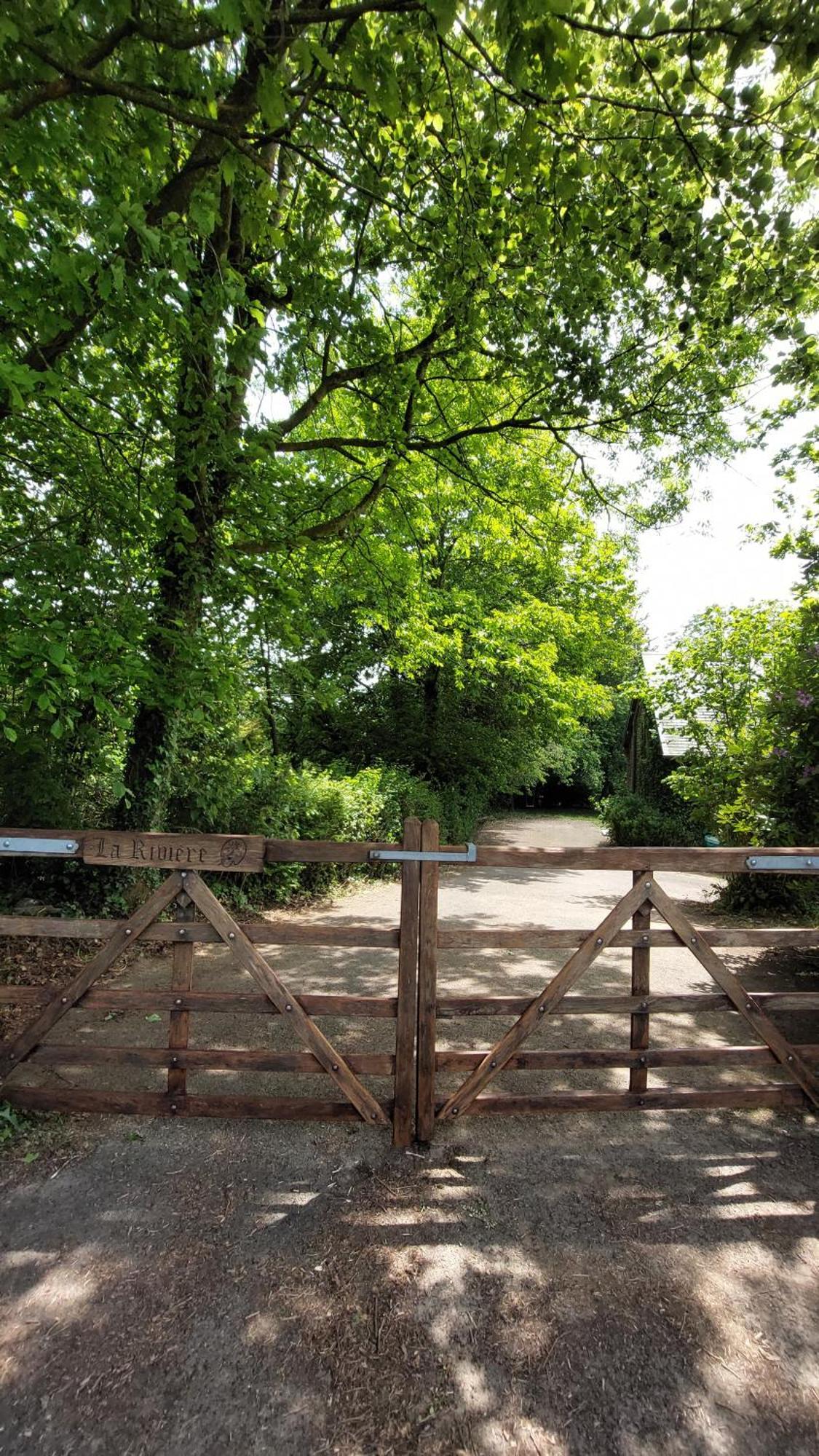 Maison La Riviere Reffuveille ภายนอก รูปภาพ